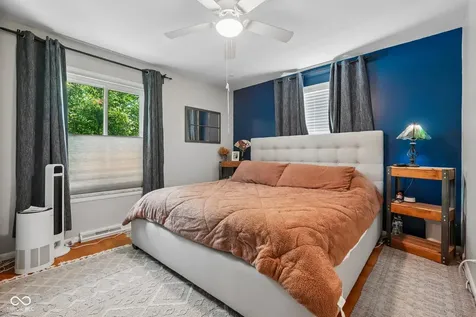 6736 Grosvenor Place Indianapolis IN 46220