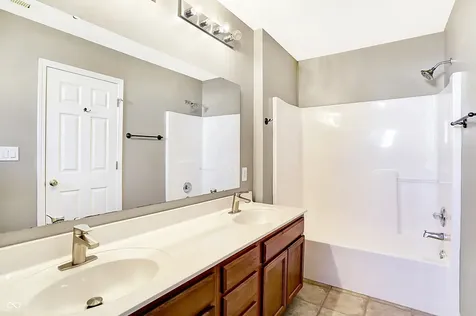 4059 Weston Pointe Drive Zionsville IN 46077