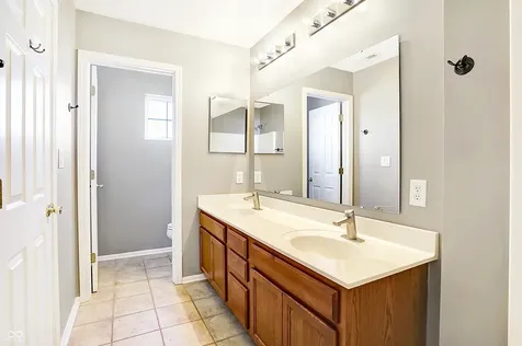 4059 Weston Pointe Drive Zionsville IN 46077