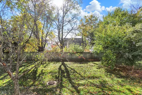 4059 Weston Pointe Drive Zionsville IN 46077