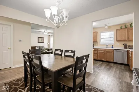 8203 Lake Tree Lane Indianapolis IN 46217