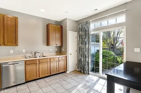 4059 Weston Pointe Drive Zionsville IN 46077