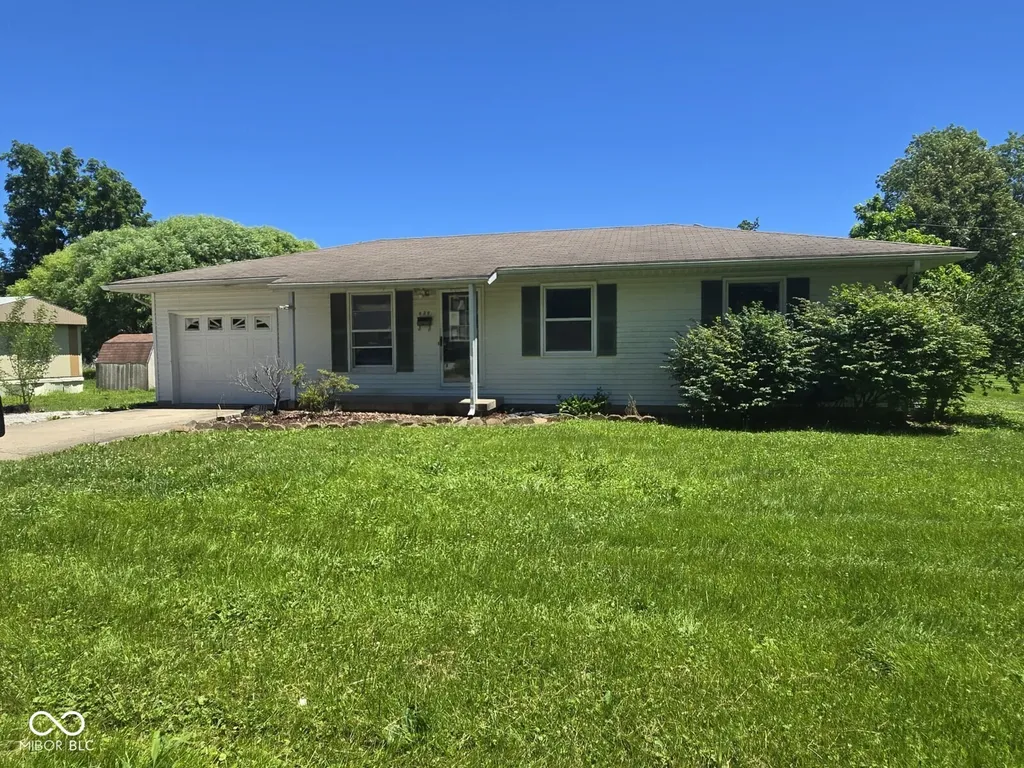 620 S Roosevelt Street Jasonville IN 47438