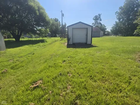 620 S Roosevelt Street Jasonville IN 47438