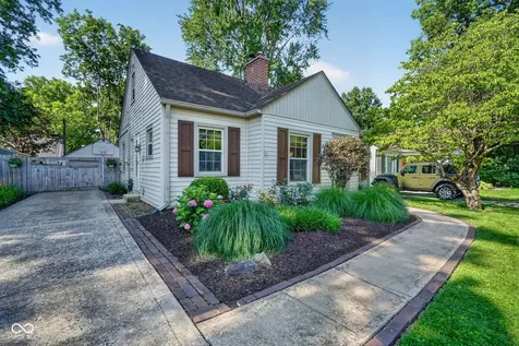 2417 Baur Drive Indianapolis IN 46220