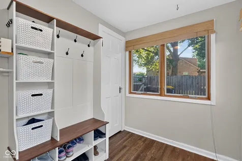 2417 Baur Drive Indianapolis IN 46220