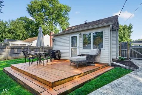 2417 Baur Drive Indianapolis IN 46220