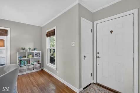 2417 Baur Drive Indianapolis IN 46220