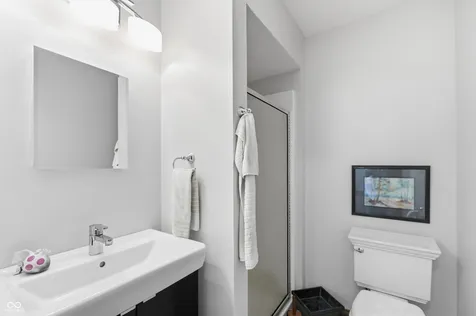 2347 Quiet Court Indianapolis IN 46239