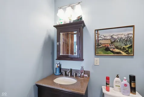 2347 Quiet Court Indianapolis IN 46239