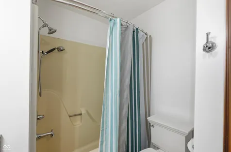 2347 Quiet Court Indianapolis IN 46239