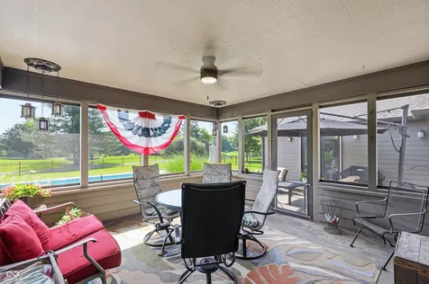 2347 Quiet Court Indianapolis IN 46239