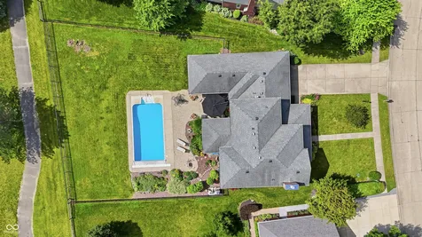 2347 Quiet Court Indianapolis IN 46239