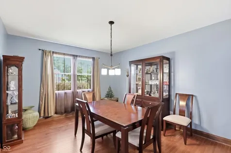 2347 Quiet Court Indianapolis IN 46239