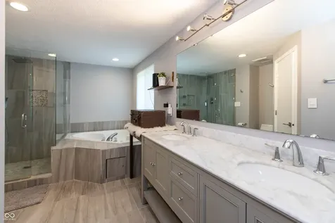 1914 Koefoot Drive Indianapolis IN 46214