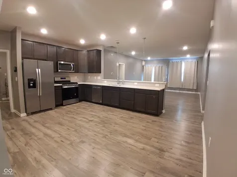 6887 Nottingham Lane Mccordsville IN 46055