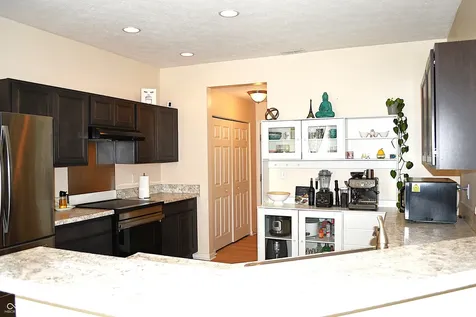 3274 Rolling Hill Drive Columbus IN 47201