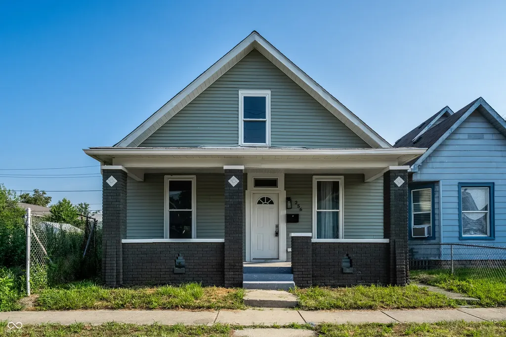 256 E Caven Street Indianapolis IN 46225