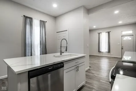 256 E Caven Street Indianapolis IN 46225