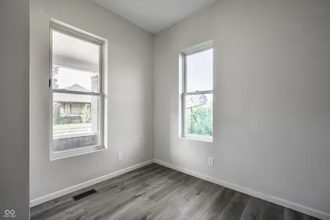 256 E Caven Street Indianapolis IN 46225