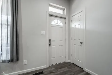 256 E Caven Street Indianapolis IN 46225