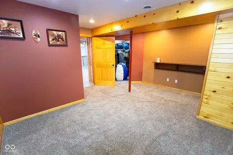 12368 Upas Road Plymouth IN 46563