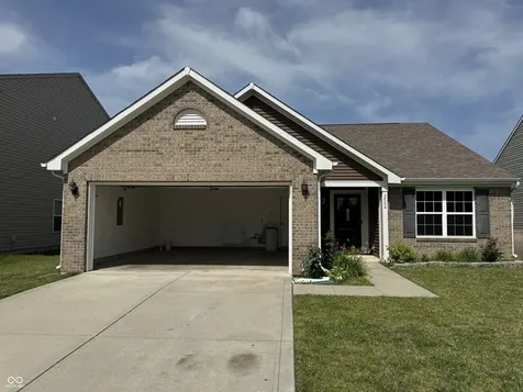 2584 Shadowbrook Trace Greenwood IN 46143