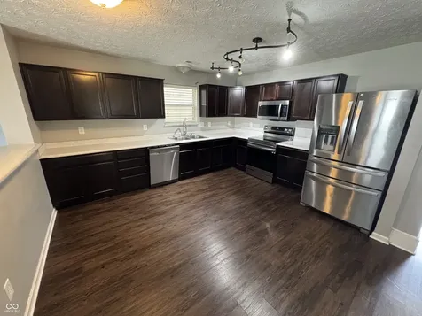 2584 Shadowbrook Trace Greenwood IN 46143