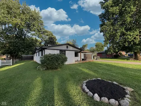 7207 Rose Drive Indianapolis IN 46227