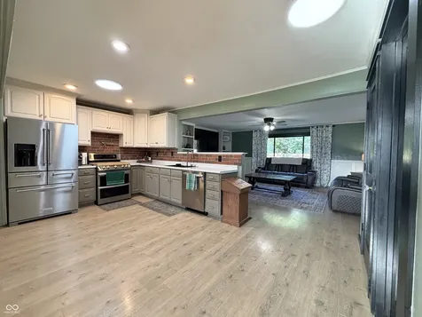 7207 Rose Drive Indianapolis IN 46227