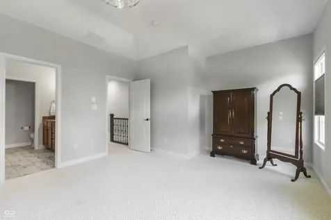 6691 Beekman Place Zionsville IN 46077