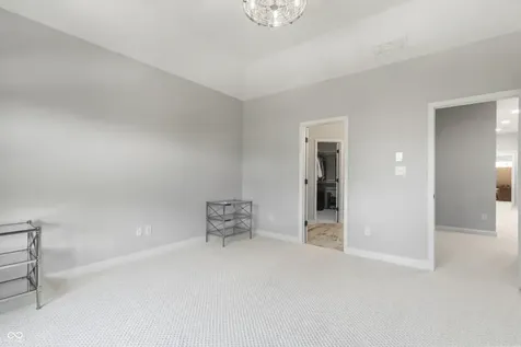 6691 Beekman Place Zionsville IN 46077