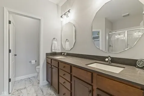 6691 Beekman Place Zionsville IN 46077
