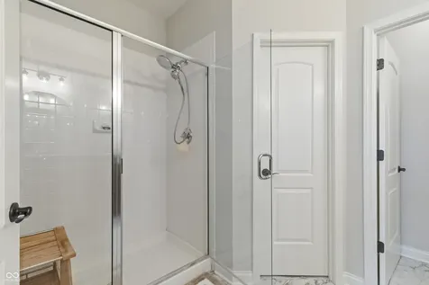 6691 Beekman Place Zionsville IN 46077