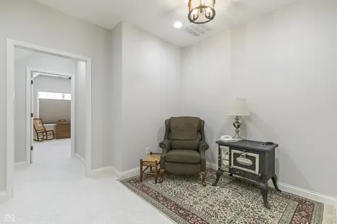 6691 Beekman Place Zionsville IN 46077