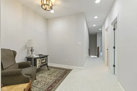 6691 Beekman Place Zionsville IN 46077