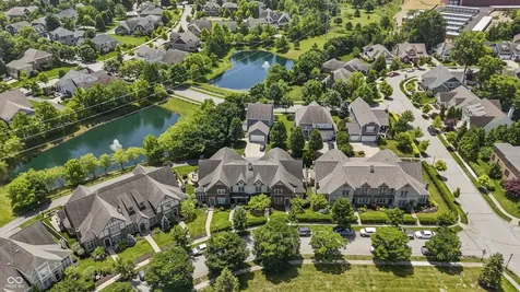 6691 Beekman Place Zionsville IN 46077