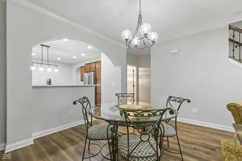 6691 Beekman Place Zionsville IN 46077