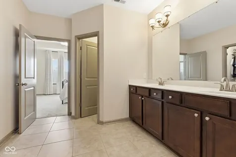 13003 Pennington Road Fishers IN 46037