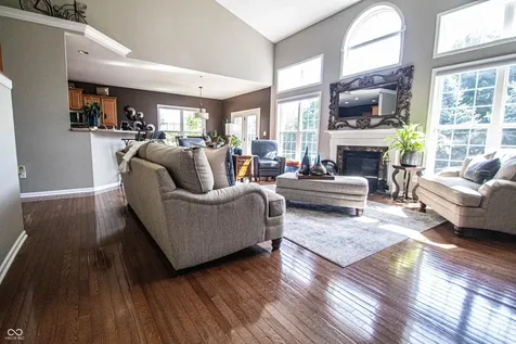 12857 Pennington Road Fishers IN 46037