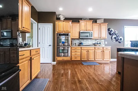 12857 Pennington Road Fishers IN 46037