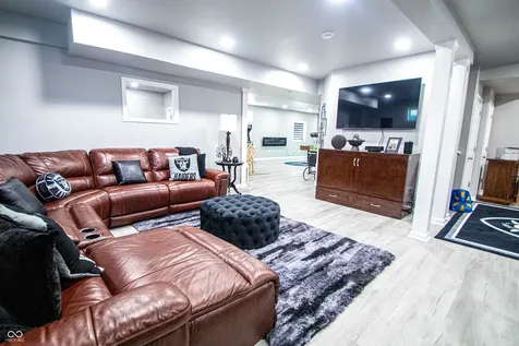 12857 Pennington Road Fishers IN 46037