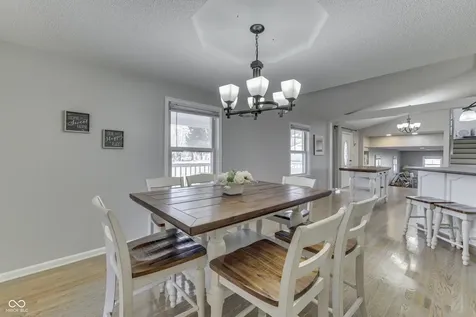 6125 E Edgewood Indianapolis IN 46237