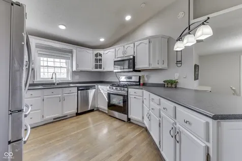 6125 E Edgewood Indianapolis IN 46237