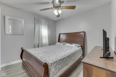 6125 E Edgewood Indianapolis IN 46237
