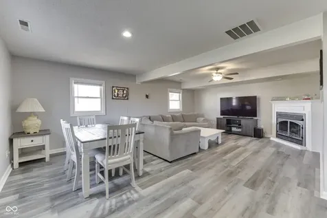 6125 E Edgewood Indianapolis IN 46237