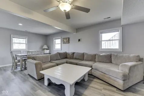 6125 E Edgewood Indianapolis IN 46237