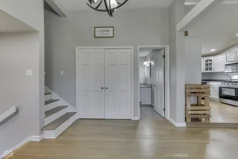 6125 E Edgewood Indianapolis IN 46237