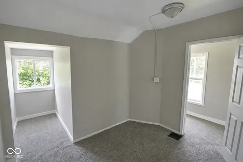 2626 E Brookside Avenue Indianapolis IN 46218