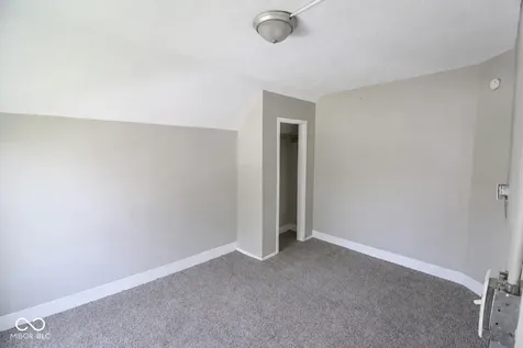 2626 E Brookside Avenue Indianapolis IN 46218